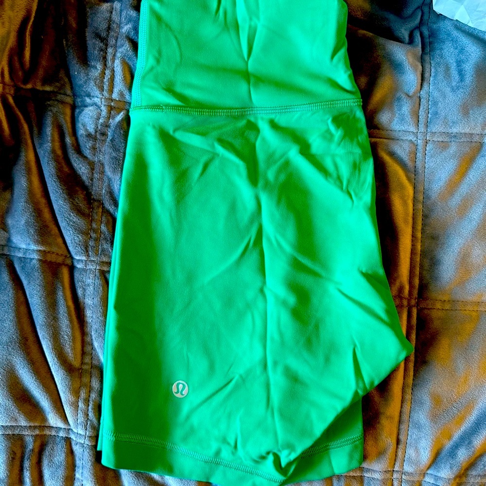 lululemon athletica Women's Green Shorts/Tank Set